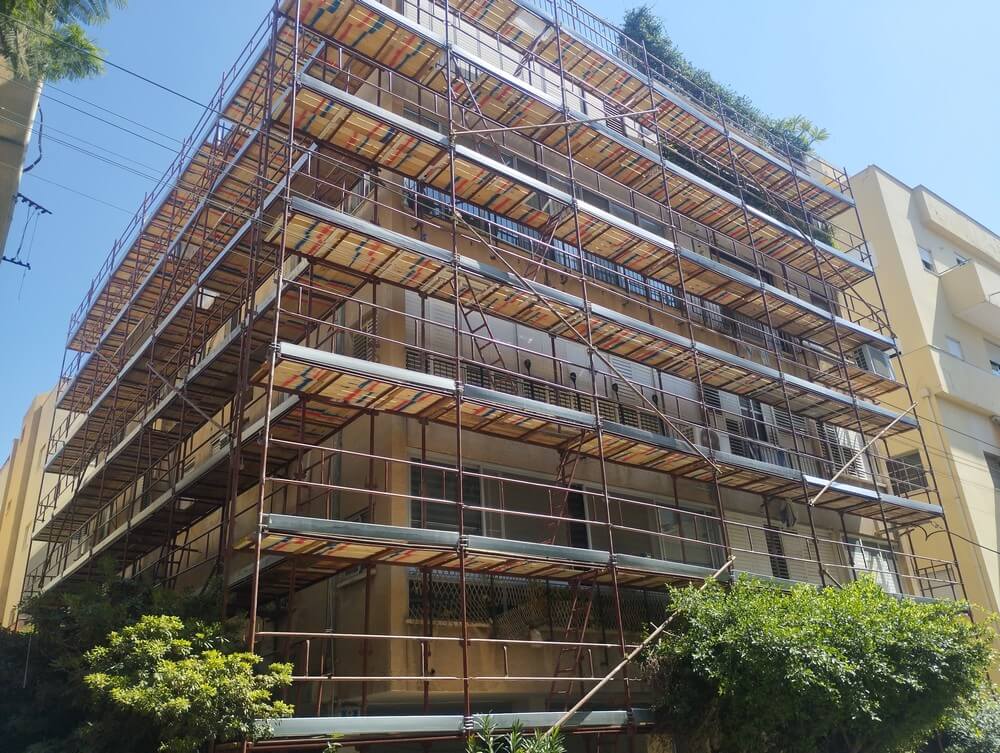 כשצריך יציבות אמיתית בשטח - כך בוחרים פתרון עבודה בגובה שלא מתפשר